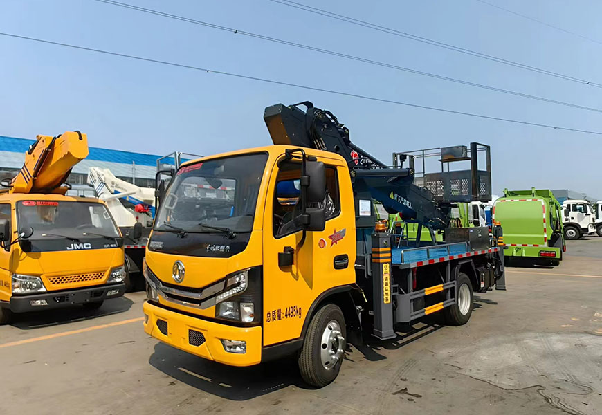 東風多利卡28米|31米藍牌伸縮臂高空作業車